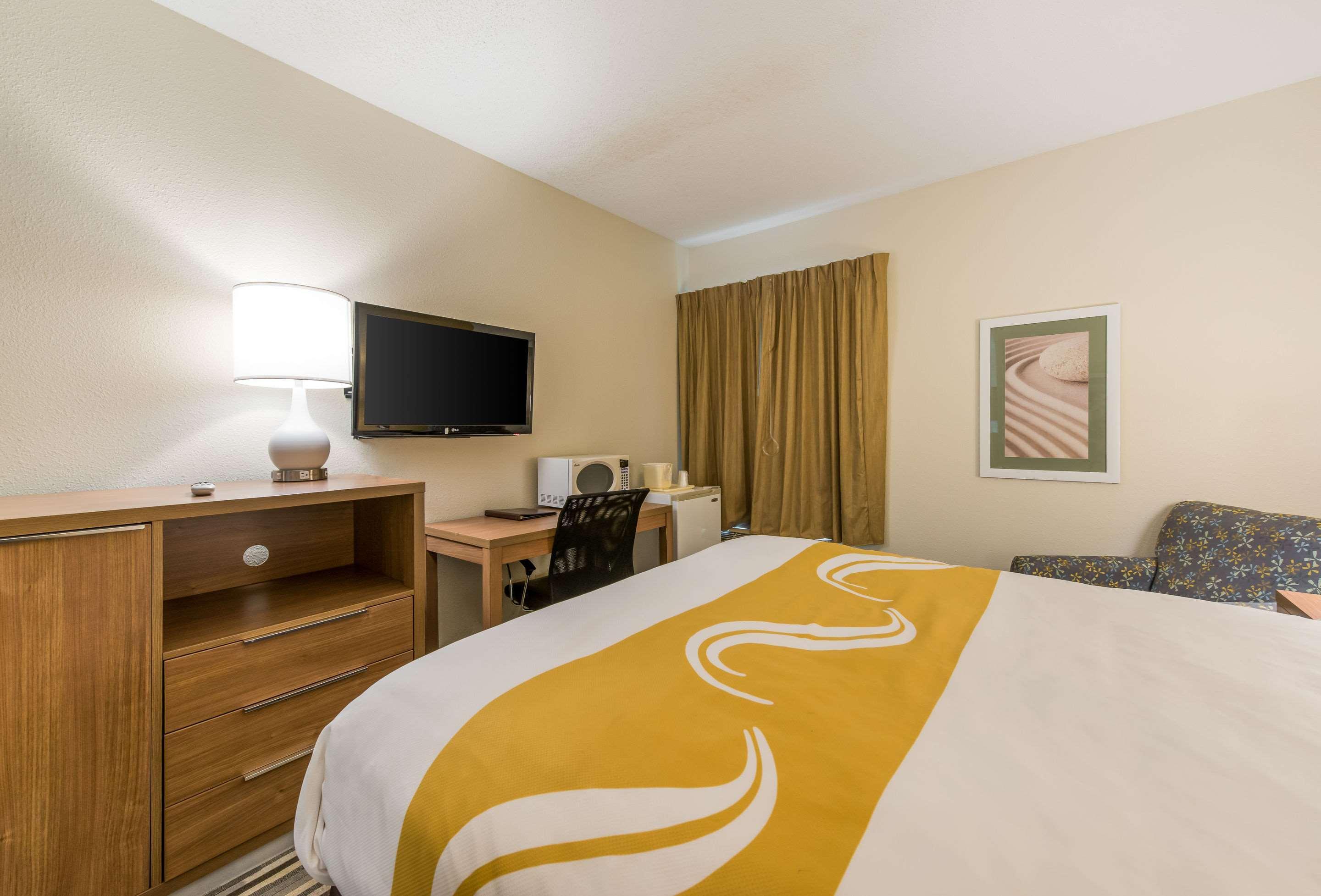 Quality Inn Michigan City South Exterior foto